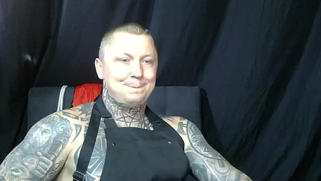 Snapshot of devilWithTats chatting on 06-30-26, 03:23 devilWithTats online show from 06-30-26, 03:23