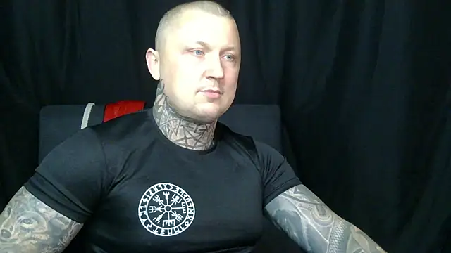 Snapshot of devilWithTats chatting on 07-09-26, 04:28 devilWithTats online show from 07-09-26, 04:28