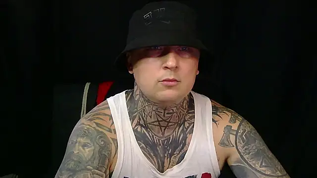 Snapshot of devilWithTats chatting on 07-22-26, 09:44 devilWithTats online show from 07-22-26, 09:44