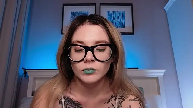 AliceTease online show from 05-16-26, 07:24