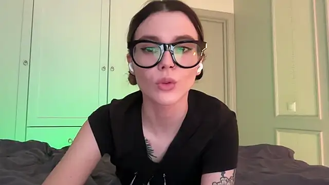 AliceTease online show from 05-29-26, 01:39