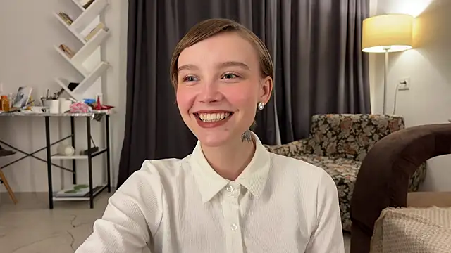 Lolatatee online show from 06-02-26, 05:13