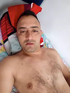 Snapshot of RaphandLey chatting on 03-01-26, 05:13 RaphandLey online show from 03-01-26, 05:13