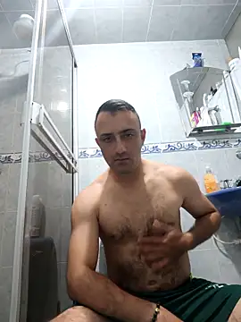 Snapshot of RaphandLey chatting on 03-03-26, 02:40 RaphandLey online show from 03-03-26, 02:40