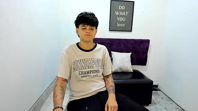 TomBoy Natali online show from 05-25-26, 07:34