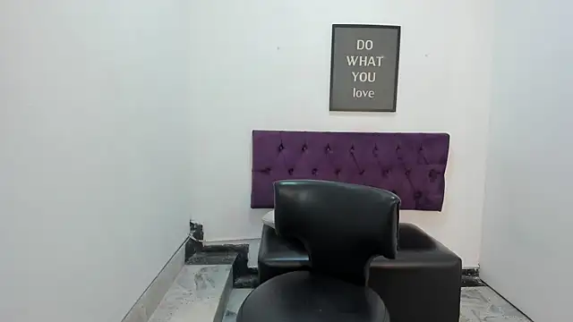 TomBoy Natali online show from 06-19-26, 11:05