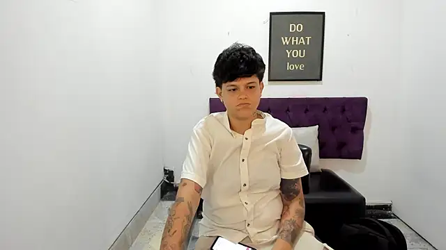 TomBoy Natali online show from 04-11-26, 07:06