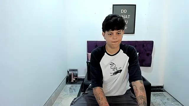 TomBoy Natali online show from 04-12-26, 06:44