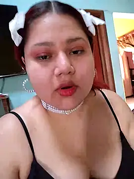 Snapshot of primrose17 chatting on 03-28-26, 08:10 primrose17 online show from 03-28-26, 08:10