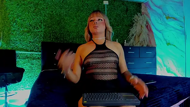 Snapshot of valery_delux chatting on 03-02-26, 01:40 valery delux online show from 03-02-26, 01:40