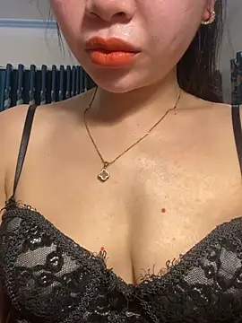 Liisa loveU online show from 06-19-26, 11:27