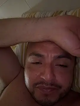 alexandeerr1986 online show from 05-26-26, 07:39