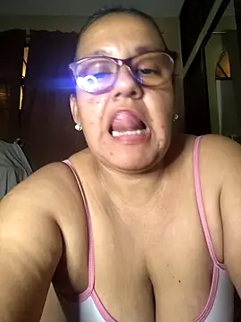 Roxy 77 online show from 03-10-26, 07:23