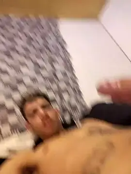 Snapshot of th_sillva chatting on 03-03-26, 07:21 th sillva online show from 03-03-26, 07:21