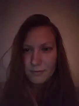 August Shine online show from 04-21-26, 06:14