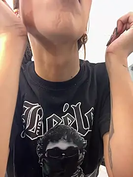 VioletaHills  online show from 03-06-26, 12:22