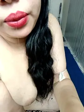 HoT LiiiNa online show from 06-11-26, 09:50