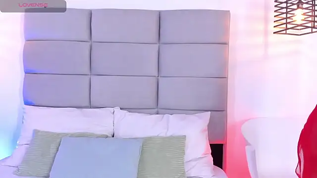 SensuallJenn online show from 03-18-26, 08:10