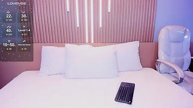 Zoee cute  online show from 04-01-26, 01:23