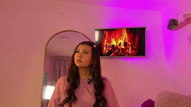 AlaiaRogers online show from 06-12-26, 10:46