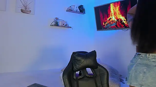 AlaiaRogers online show from 05-06-26, 10:41