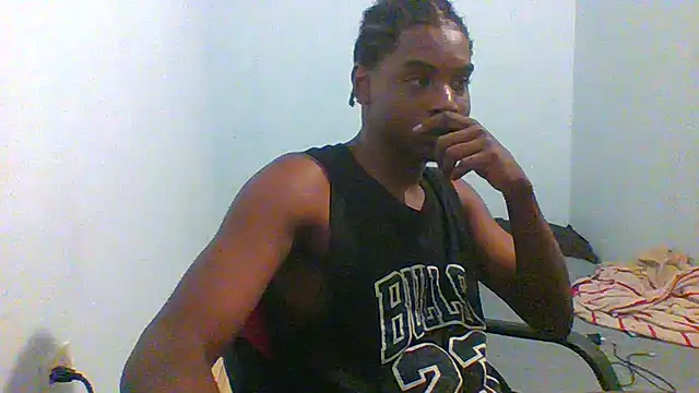 Snapshot of charles_king chatting on 08-05-26, 05:12 charles king online show from 08-05-26, 05:12