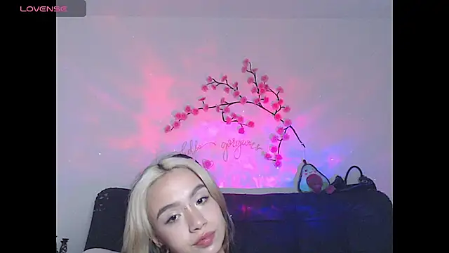 sweet molly420 online show from 06-16-26, 08:20