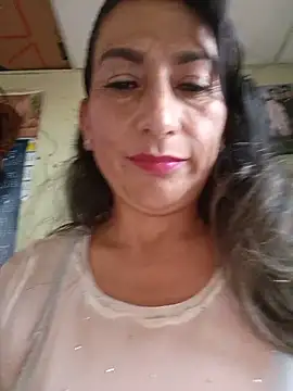 Snapshot of Lucia_Rios chatting on 06-22-26, 10:40 Lucia Rios online show from 06-22-26, 10:40