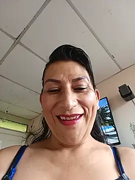 Snapshot of Lucia_Rios chatting on 07-14-26, 10:49 Lucia Rios online show from 07-14-26, 10:49