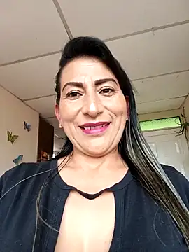 Lucia Rios online show from 03-18-26, 10:10