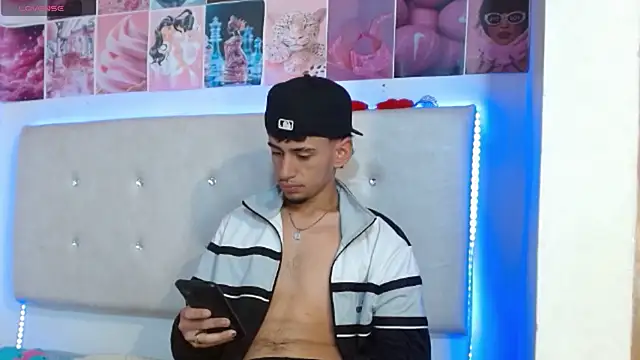 golden raiden 12 online show from 04-10-26, 02:02