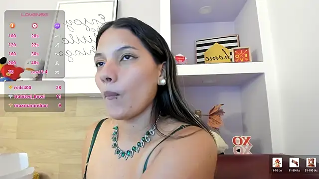 EmmaSanchez  online show from 04-28-26, 02:27