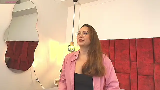 Snapshot of _Monaliza_ chatting on 07-18-26, 12:25 Monaliza online show from 07-18-26, 12:25