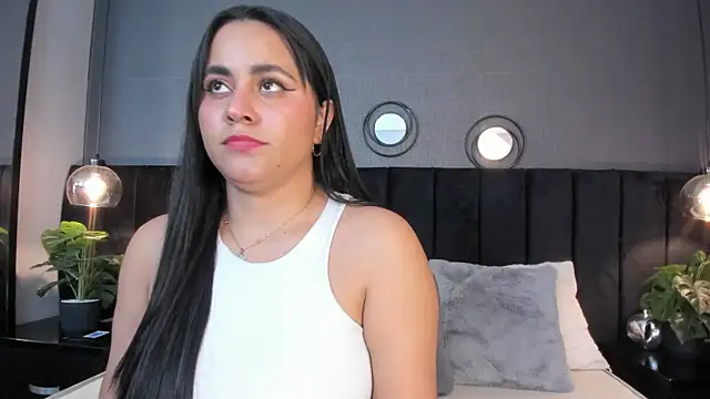 alejandra  garcia online show from 06-05-26, 03:22