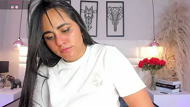 alejandra  garcia online show from 05-17-26, 09:04