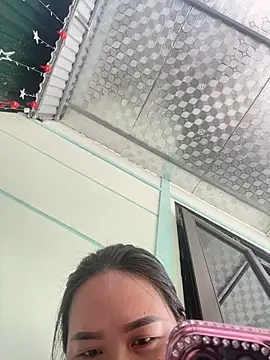 Snapshot of E-ll-A01 chatting on 02-28-26, 03:50 E-ll-A01 online show from 02-28-26, 03:50