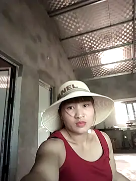 Lilinn  online show from 04-11-26, 07:45