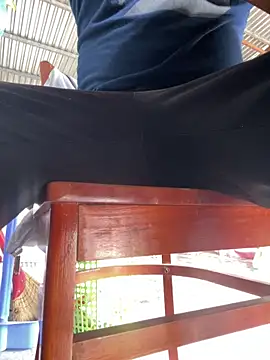 Snapshot of hoang15075 chatting on 03-02-26, 02:34 hoang15075 online show from 03-02-26, 02:34