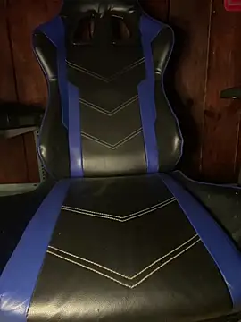 hoang15075 online show from 03-18-26, 03:46