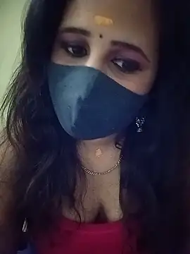 Snapshot of Tamil_Rani- chatting on 05-21-26, 08:17 Tamil Rani- online show from 05-21-26, 08:17