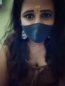 Snapshot of Tamil_Rani- chatting on 05-26-26, 07:01 Tamil Rani- online show from 05-26-26, 07:01
