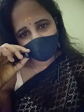 Snapshot of Tamil_Rani- chatting on 05-17-26, 10:10 Tamil Rani- online show from 05-17-26, 10:10