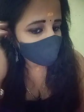 Snapshot of Tamil_Rani- chatting on 05-23-26, 05:45 Tamil Rani- online show from 05-23-26, 05:45