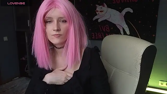 Tender Swan online show from 03-12-26, 01:15