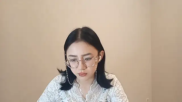 SolvedGlobe online show from 04-10-26, 02:13