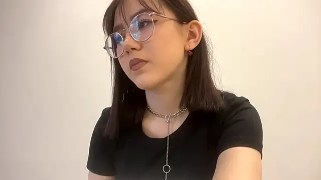 Snapshot of SolvedGlobe chatting on 02-28-26, 01:33 SolvedGlobe online show from 02-28-26, 01:33