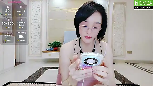 Nana-NN online show from 05-15-26, 09:40