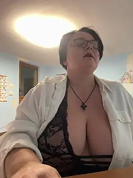 I amArquette online show from 03-06-26, 09:10