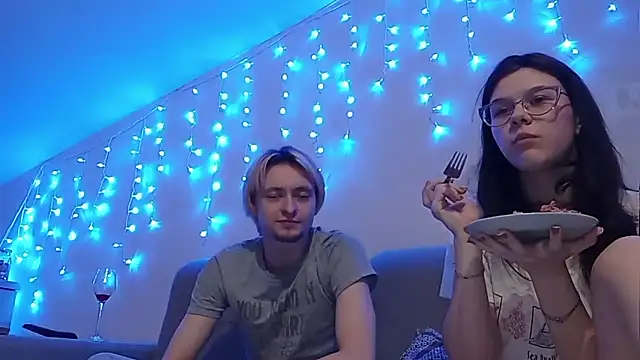 AlexDorothy online show from 03-28-26, 09:49