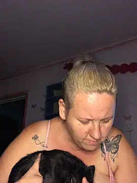 Snapshot of SofiaAmour chatting on 07-25-26, 06:36 SofiaAmour online show from 07-25-26, 06:36